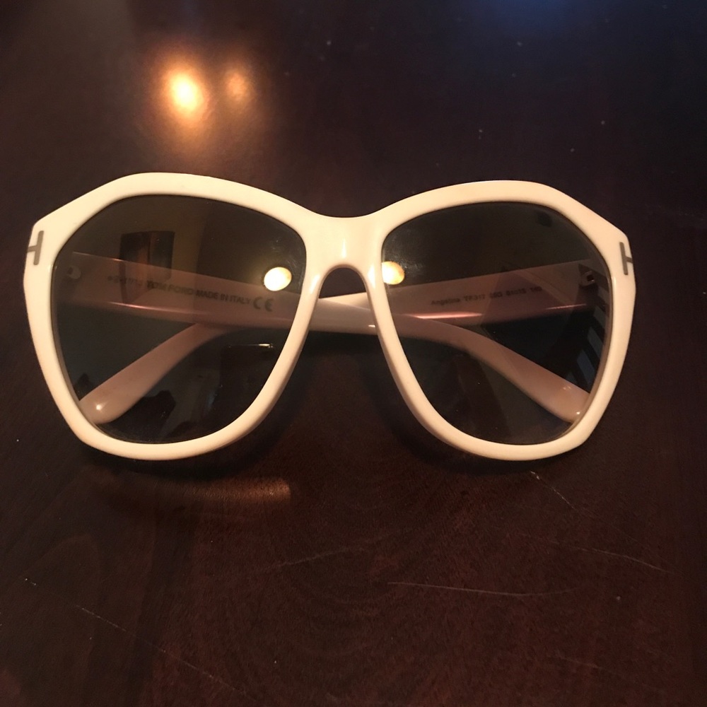 TOM FORD
 Angelina Bone Oversized Sunglasses