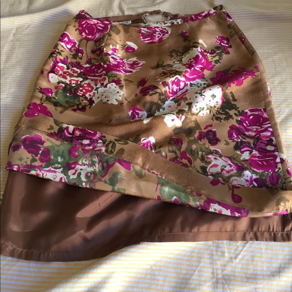 Nora Noh Vintage Silk Skirt  - Picture 7 of 7