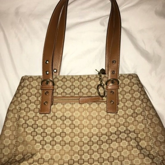 Purse - Picture 1 of 5