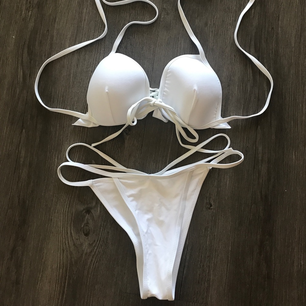 Kelsey bikini - Picture 2 of 5