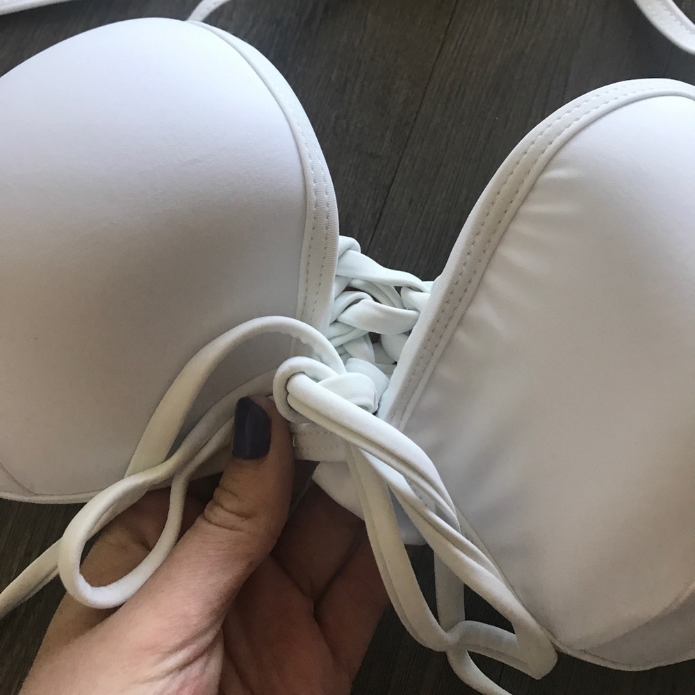 Kelsey bikini - Picture 3 of 5