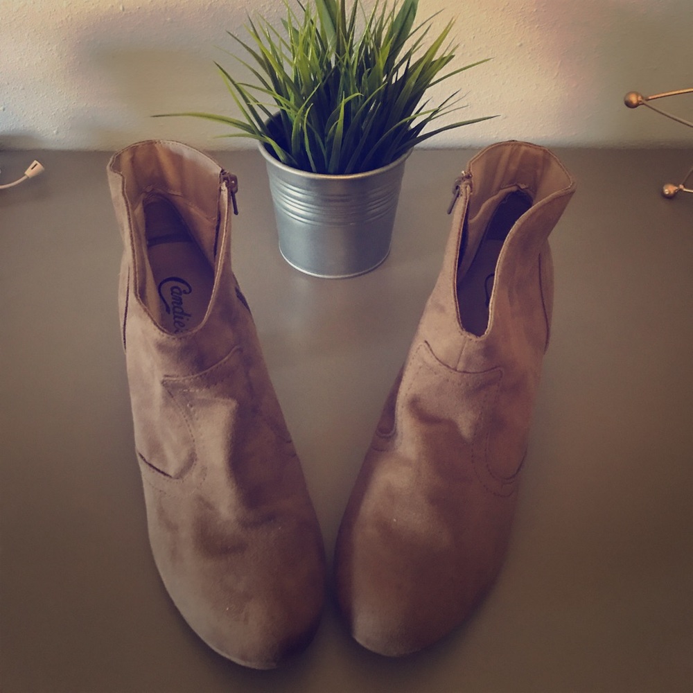 Candie's - 3" Tan Booties