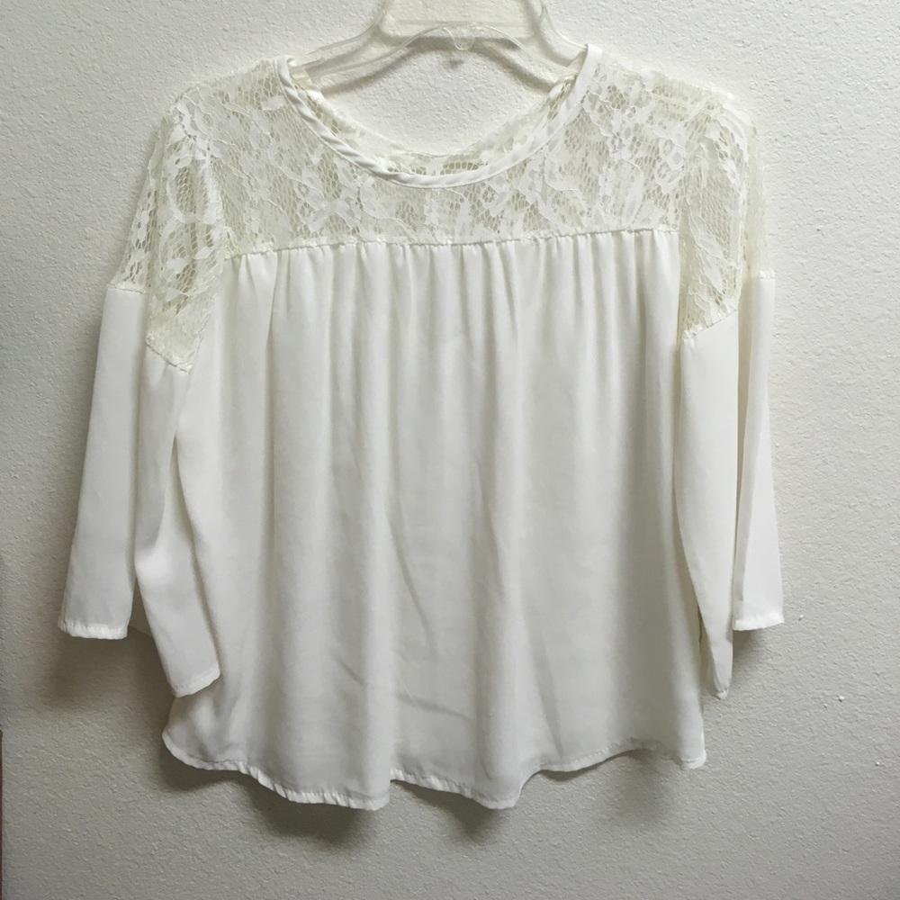 Off white top