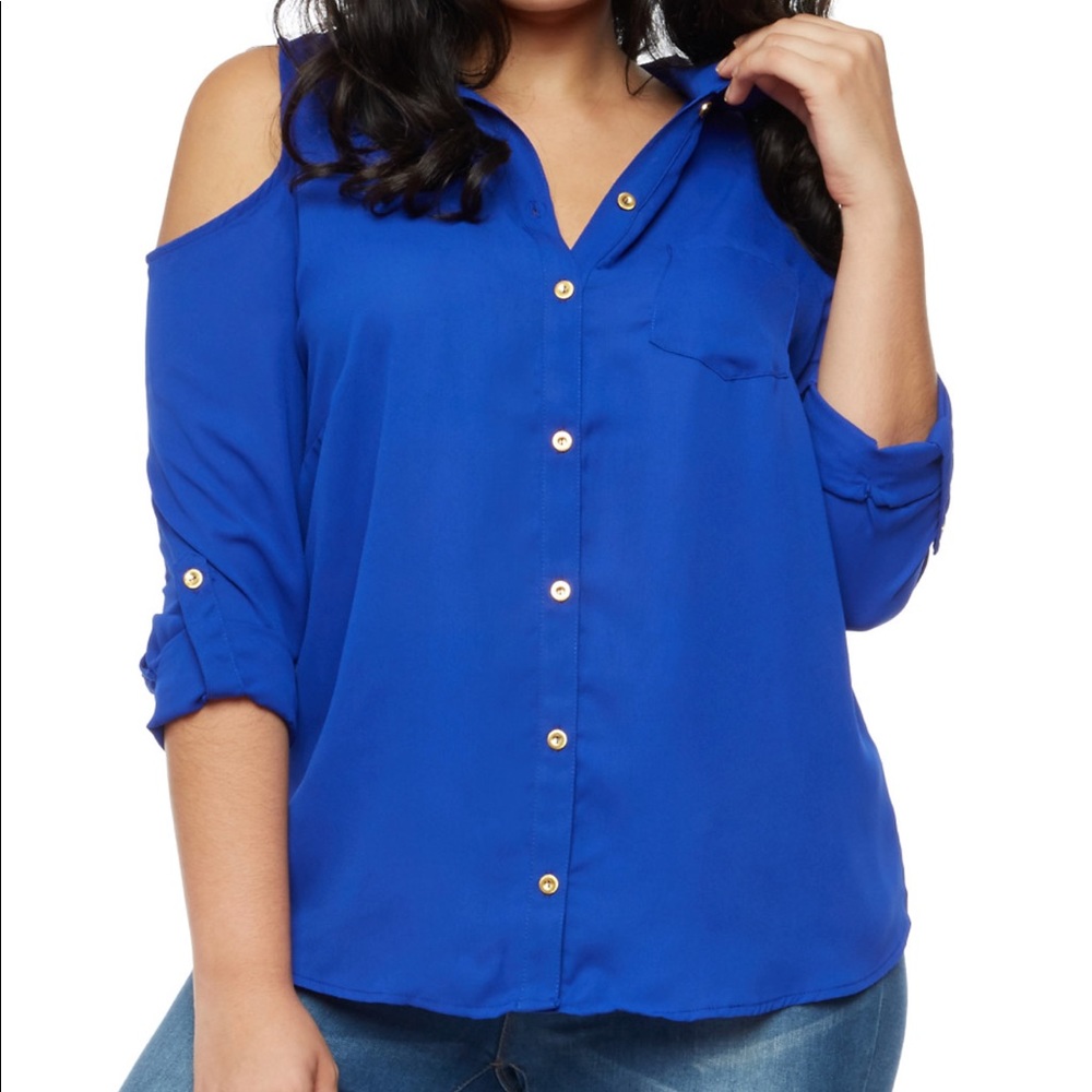 🔥SALE NEW Blue cold shoulder small top blouse