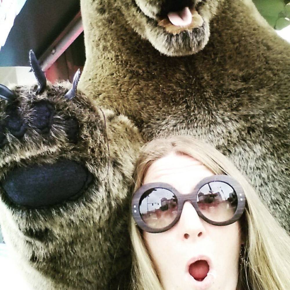 Meet your Posher, Emily