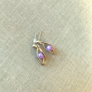 Pair of earrings