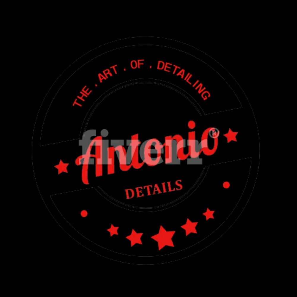 Meet your Posher, Derrick