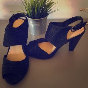 Nine West - 5" Black Strappy Sandals