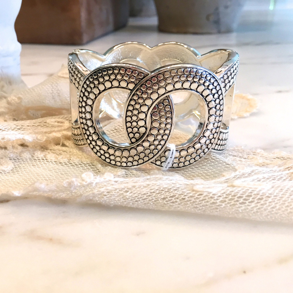 Pretty Geometric Hinged Cuff