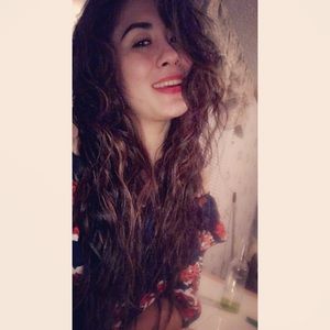 Meet your Posher, Nydia