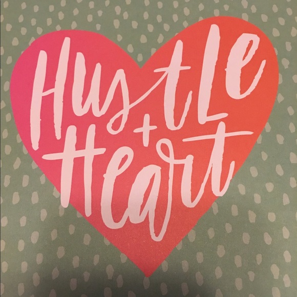 Meet your Posher, Audra - Picture 5 of 5