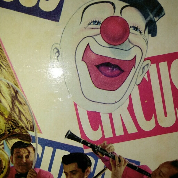 CIRCUS WITH THE DUKES OF DIXIELAND - Picture 5 of 5