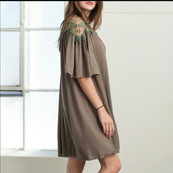 Swing Dress in Olive nwt - Picture 3 of 4