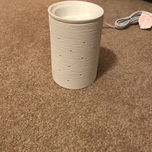 Etched core scentsy pot!
