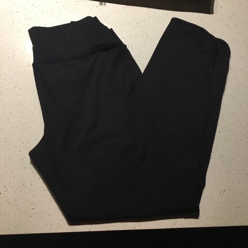 ⚡️3 hour flash Sale⚡️NEW Lululemon Leggings!