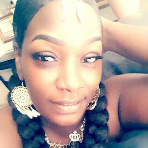 Meet your Posher, Nikki