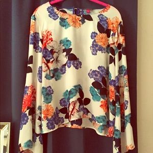 Floral top