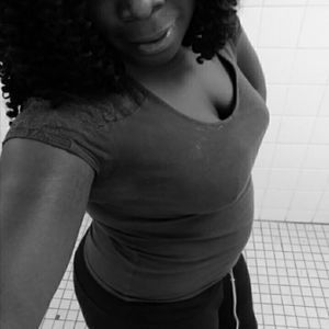 Meet your Posher, Inez