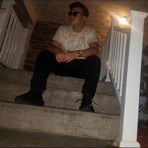 Meet your Posher, Sean