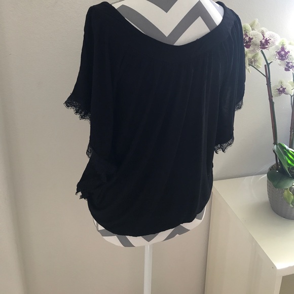 Bought in SINGAPORE 🇸🇬 Morgan ❤️ Top - Picture 3 of 4