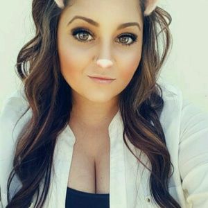 Meet your Posher, Britney