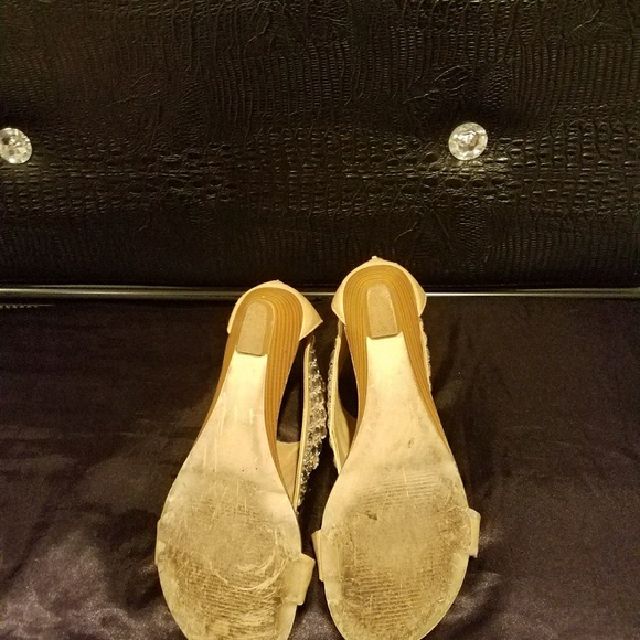 SOLD! SOLD! - Picture 5 of 7