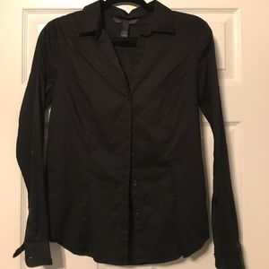 H&M black button down collared shirt
