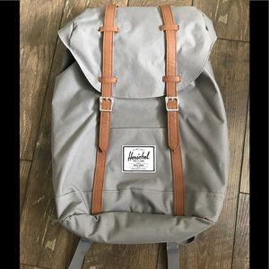 NWOT Herschel Retreat Backpack
