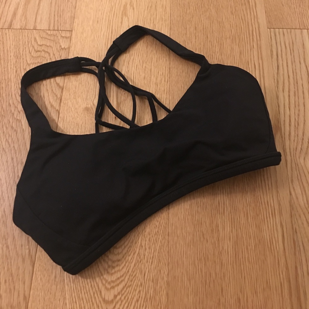 LULULEMON FREE TO BE ZEN BRA SIZE 2