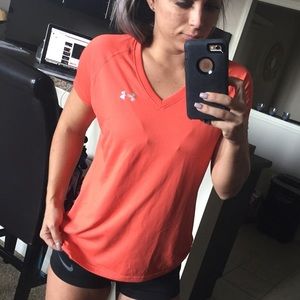 Under armour v neck top