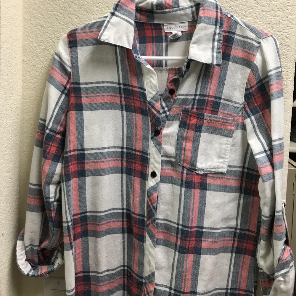 Full tilt Flannel top with tunic style from Tillys