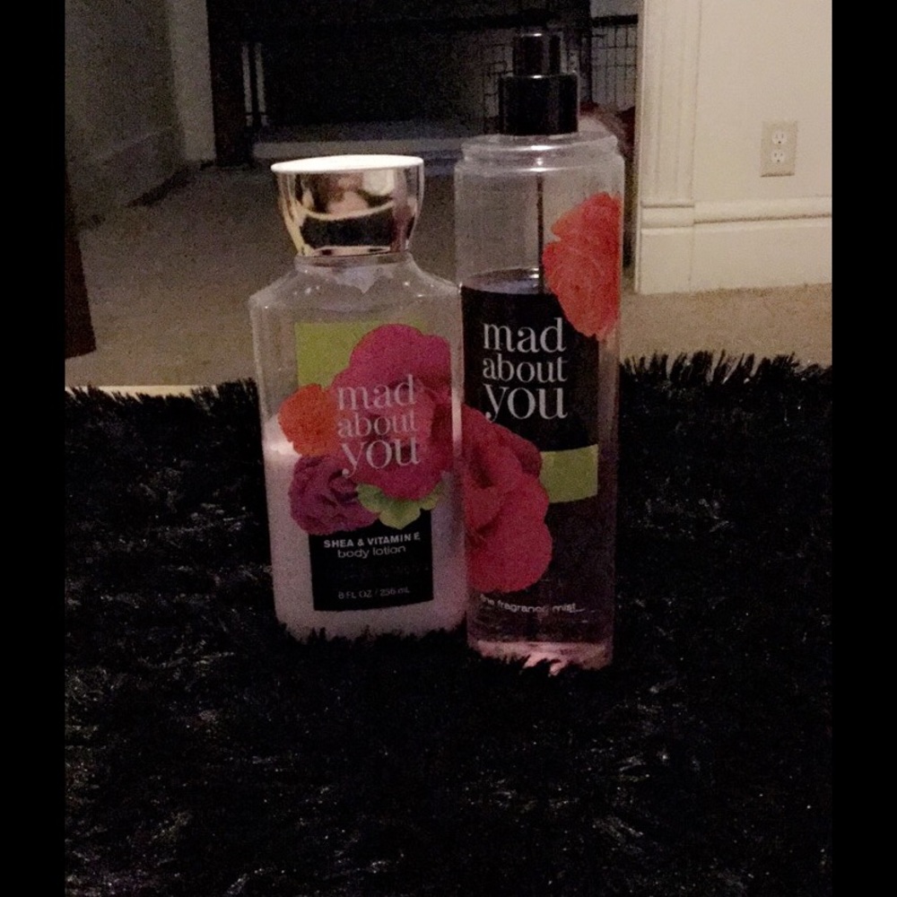 ‼️ PERFUME & LOTION‼️ FREE with a purchase