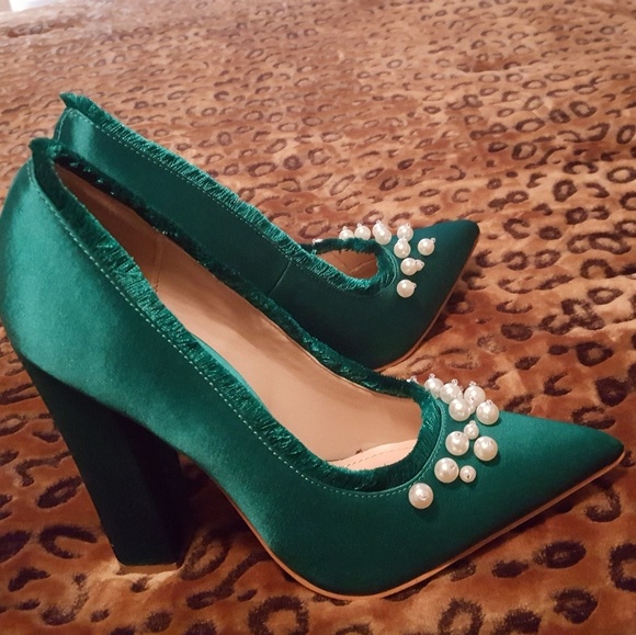 emerald color shoes