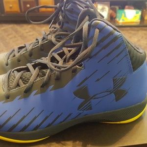 Meet your Posher, Regina