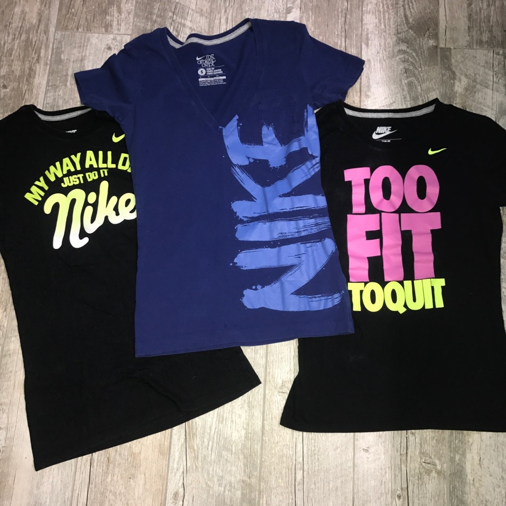 (SOLD) Nike Shirt Bundle