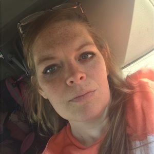 Meet your Posher, Becky