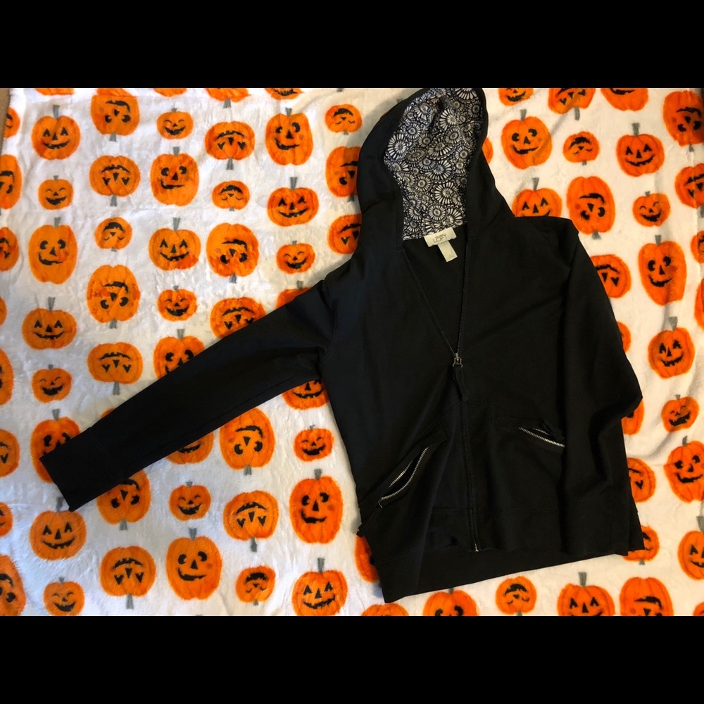 The loft black zip up hoodie