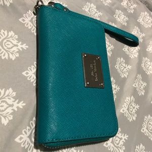 MICHAEL KORS Wristlet