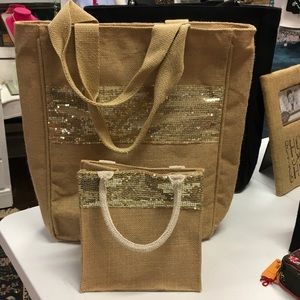 Woven bag with sequence