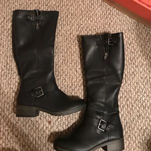 Black SO zip up leather riding boots