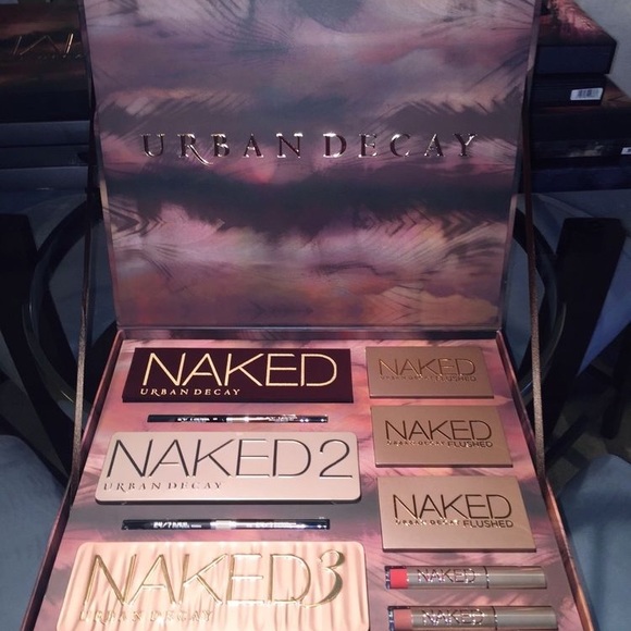 Urban Decay Naked Vault - Picture 2 of 2