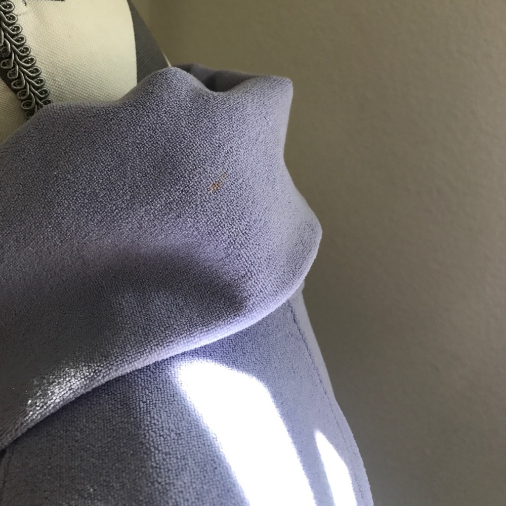 Nike Top - Picture 3 of 5