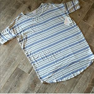 LULAROE L IRMA never worn