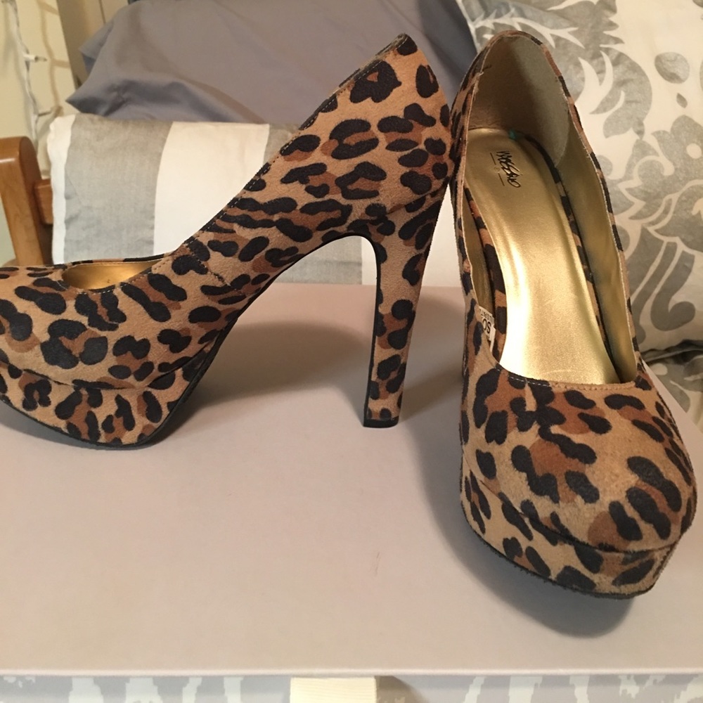 Cheetah Pumps