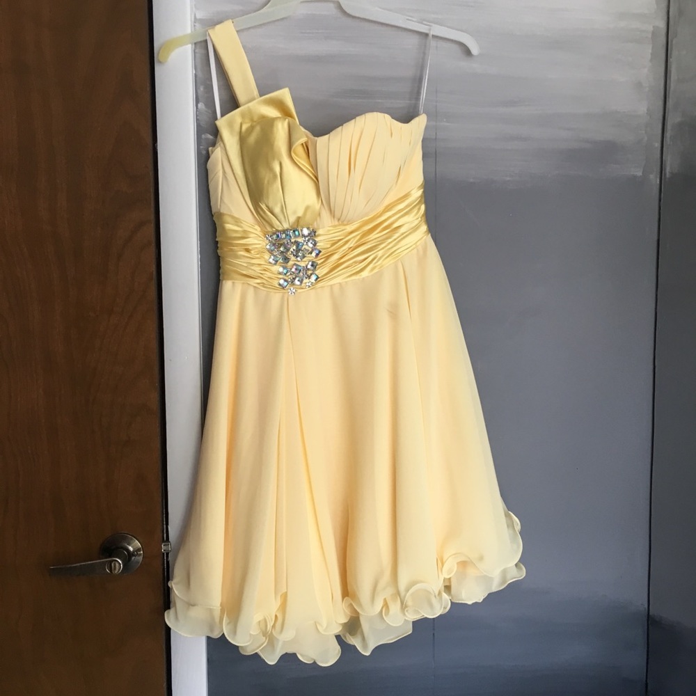 Semi formal dress