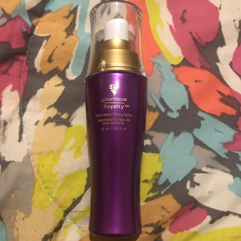 Younique Rose Water Spritz