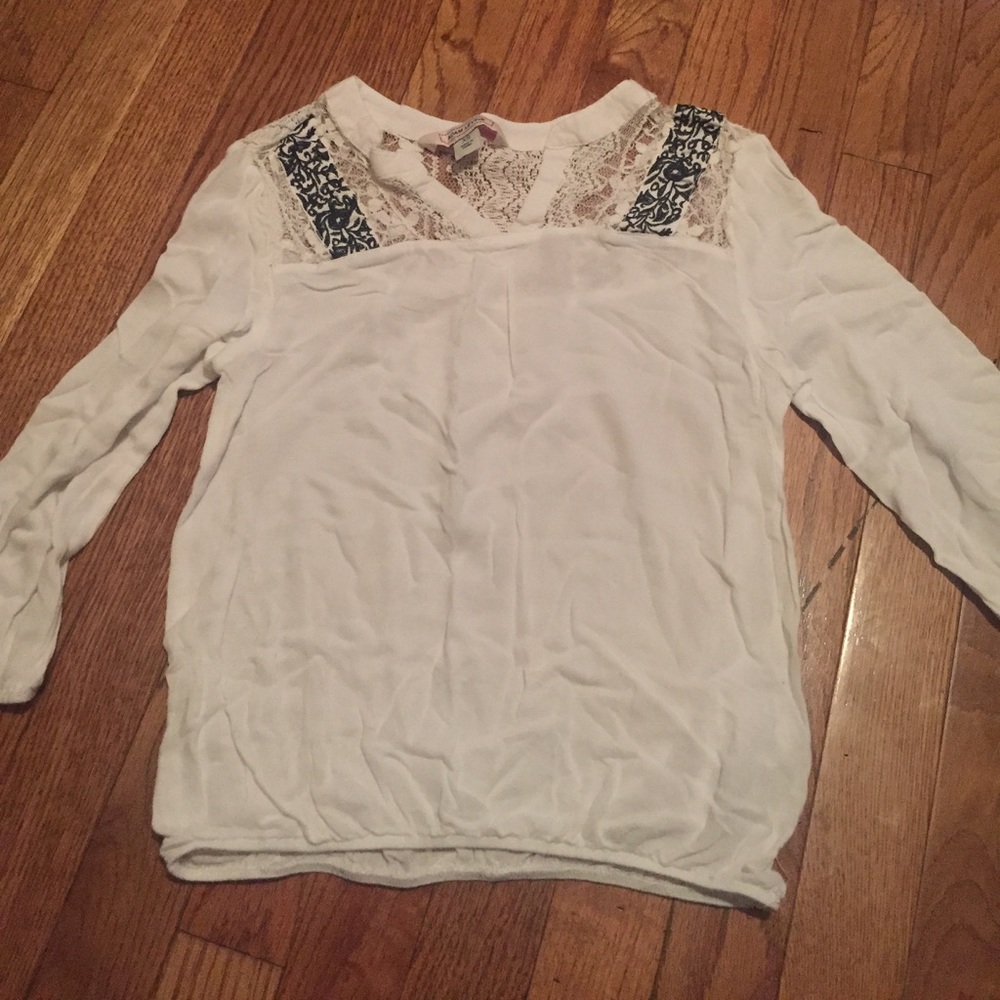 Adam Levine shirt...like new