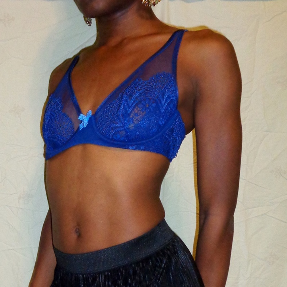 Victoria's Secret Navy Blue Lace Bra