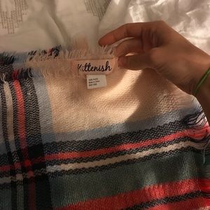 Kittenish blanket scarf