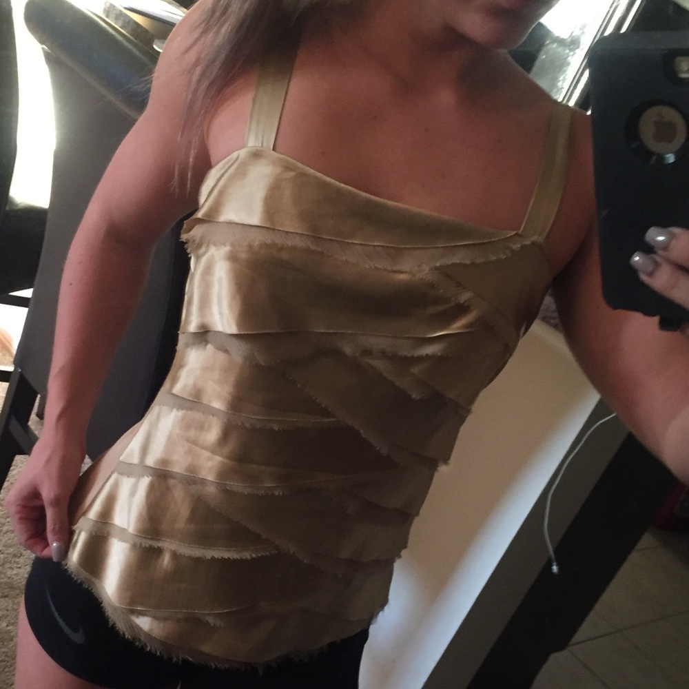 Gold cache top
